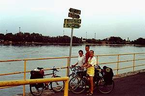 Na cyklistickej ceste v Budapeti pri Dunaji