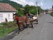 Celkom ben dopravn prostriedok na rumunskom vidieku