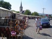 Trhy v meste Corund