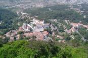 Pohad na mesto Sintra z maurskho hradu